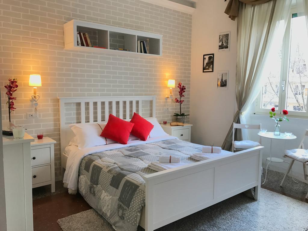 Moonlight Inn Guesthouse Rome Bagian luar foto
