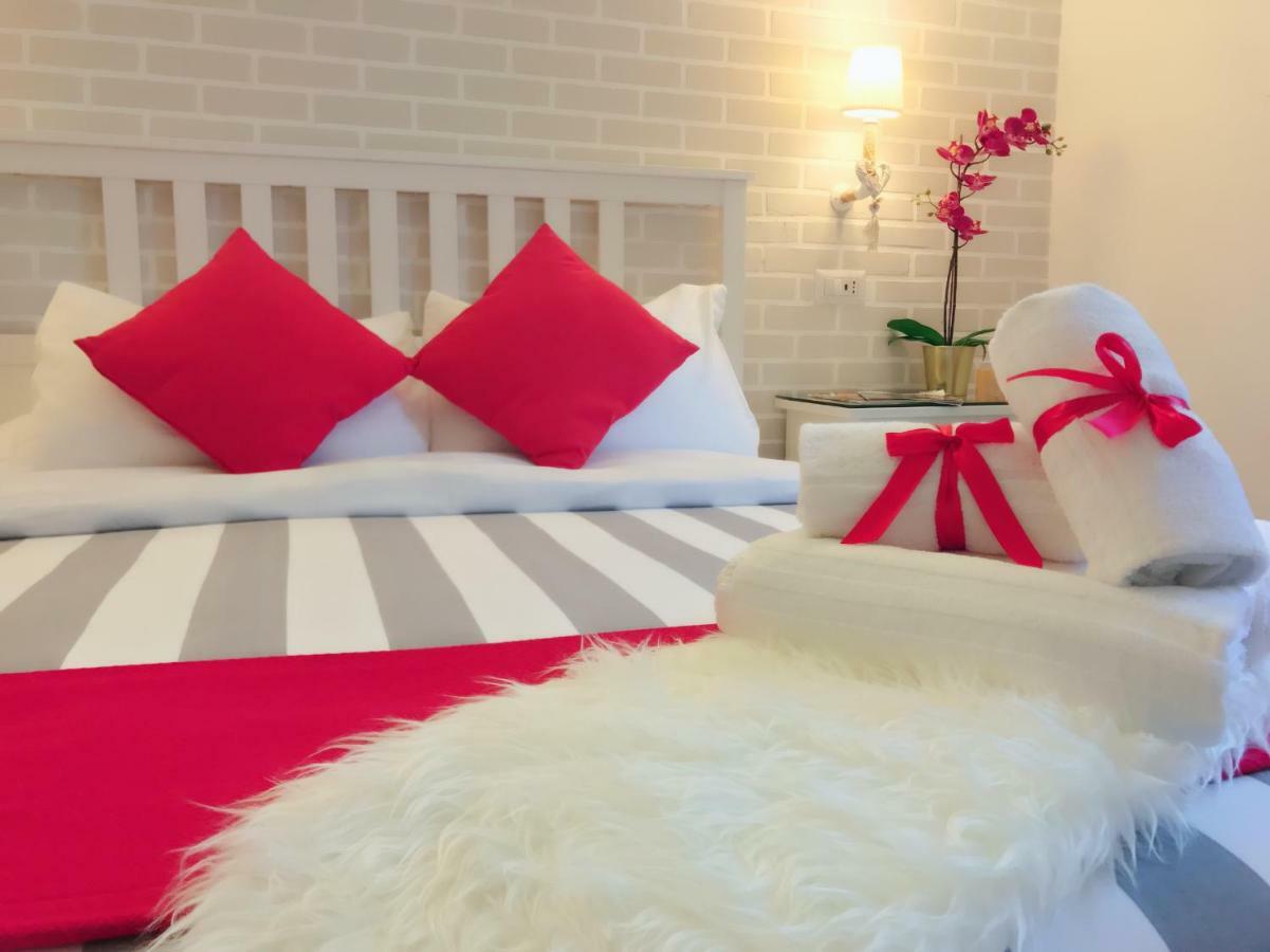 Moonlight Inn Guesthouse Rome Bagian luar foto